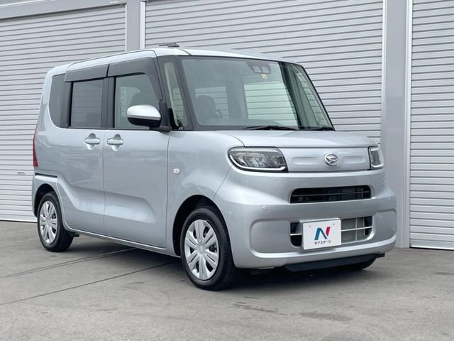 大好評のボディコーティング「弾スプラッシュコート」もご納車までに施工可能。通常のガラスコートと異なる、耐久年数6年の無機質ガラスコーティングが、ボディをキレイな状態に保ってくれます。