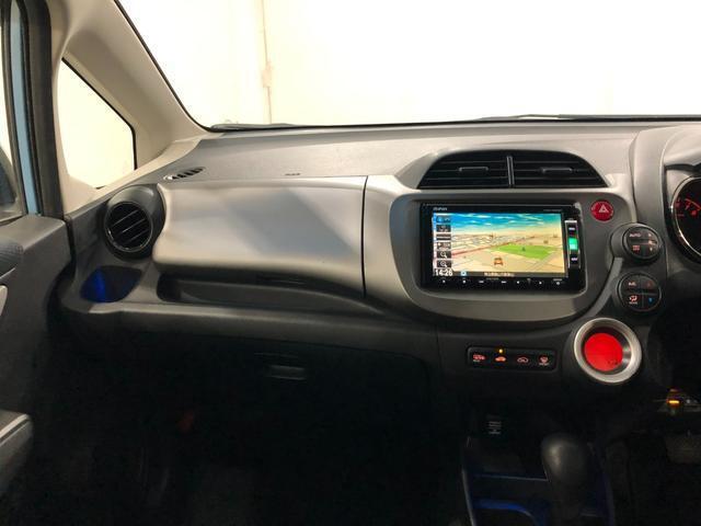お車により傷がある場合もございます。ご来店いただき現車確認していただくことをおすすめします。