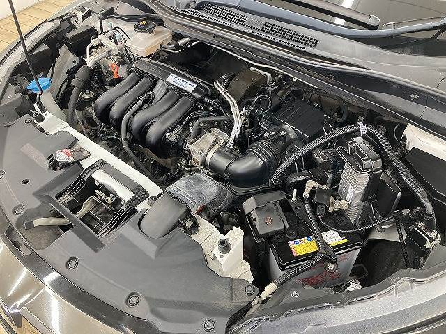 初年度登録より最長15年間、任意継続も可能なロングランサポートサービス【全国対応型GSワランティー】を完備。遠方販売もお任せ下さい。日本全国どちらにでもお車の販売・ご納車が可能でございます。