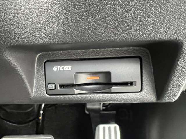 ◆ETC2.0◆インストルメントパネルのデザインにフィットするビルトインタイプです！