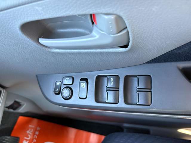 電動格納ミラー装着