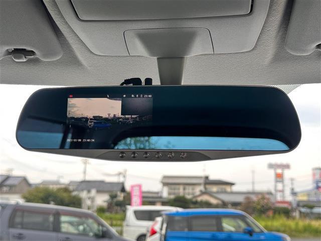 【ドライブレコーダー】映像・音声などの運転中の記録を残します。事故などを起こした起こされた時の証拠になりえますので、もしも時でも安心ですね。