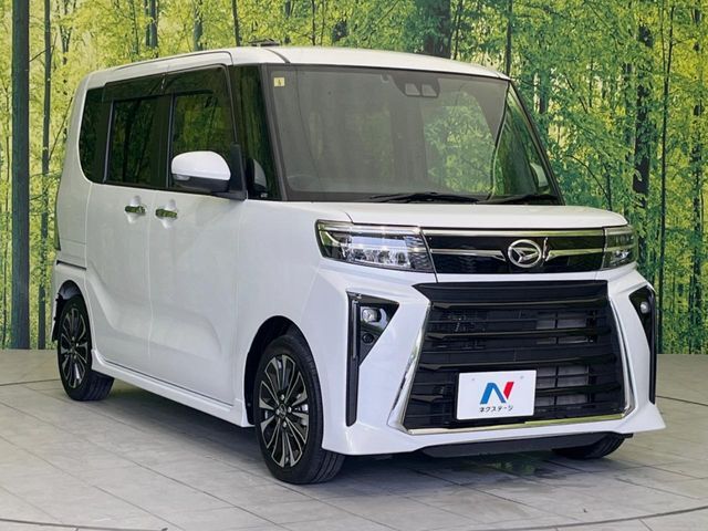 大好評のボディコーティング「弾スプラッシュコート」もご納車までに施工可能。通常のガラスコートと異なる、耐久年数6年の無機質ガラスコーティングが、ボディをキレイな状態に保ってくれます。