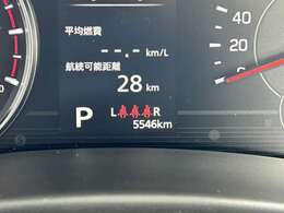 [走行距離]まだまだ距離は少ないですよ。低走行だから内装もキレイです。これからいっぱい乗って下さいね！