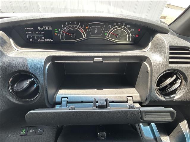 車検証ケースや、日頃使う小物類の収納に便利ですね！