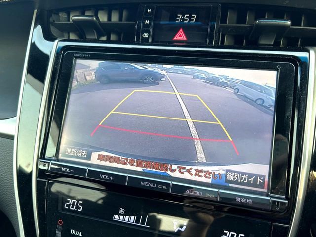 【バックカメラ】駐車時に後方がリアルタイム映像で確認できます。大型商業施設や立体駐車場での駐車時や、夜間のバック時に大活躍！運転スキルに関わらず、今や必須となった装備のひとつです！