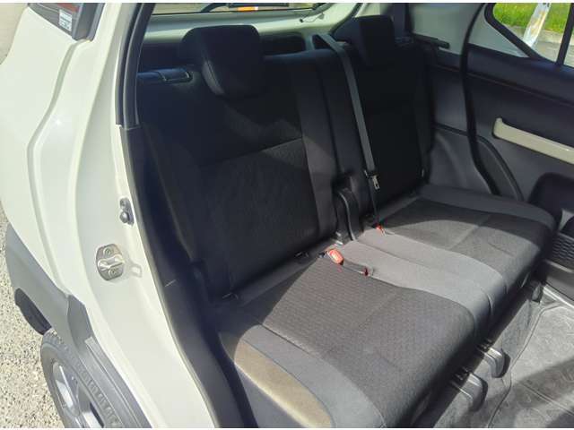 後部座席も広々空間です♪
