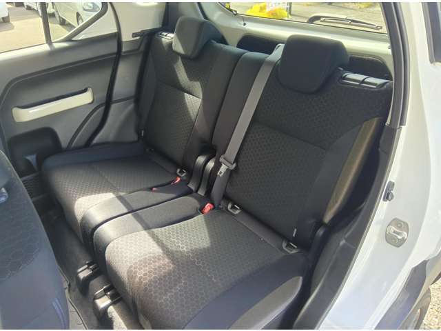 広々としたリア空間で快適ですよ♪