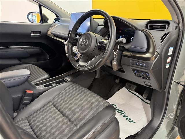 前席【内装インテリア】現車の確認はお電話で在庫のご確認の上、是非ご来店くださいませ！ご来店の難しい方は店舗スタッフがお電話やメールで詳細をお答えさせて頂きます。