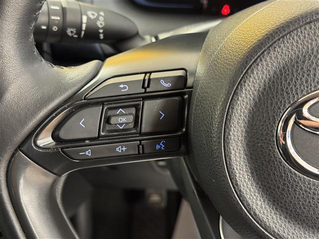 【　ステアリングスイッチ　】手元のスイッチでナビ操作が可能です！！非常に便利な機能です。取り付けのナビによってはオプション設定となっております！詳しくはスタッフまで♪