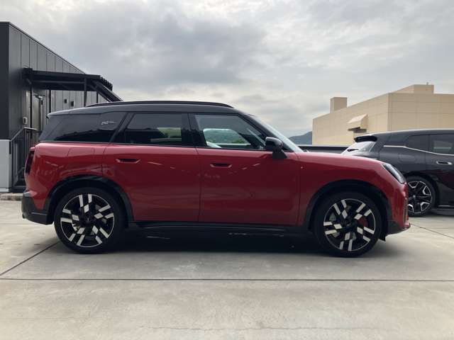 残価設定型MINIバリューローンをご利用いただくと月々のお支払が抑えられ追加装備をしたりワンランク上のモデルが可能になります。最終回お支払い方法は3つの選択ができ、その時のご希望に合わせご清算頂けます