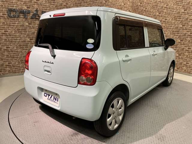 ■充実のアフターサービス■　車の販売はもちろん、自社整備工場・自社鈑金工場・オイル交換＆点検専門店舗を完備しておりますので納車後もお客様のカーライフをトータルでサポートいたします。