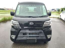 自社整備工場を完備しておりますので、整備・車検・修理などアフターサービスもお任せ下さい。お客様が充実したカーライフをおくれるよう全力でサポートいたします。