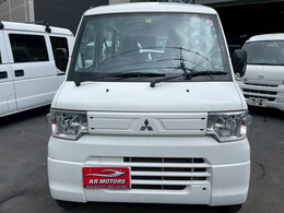 この度はKRモータースのお車をご覧になっていただき、誠にありがとうございます。ぜひじっくりとご検討下さい。気軽にお問合せ・お見積りお待ちしております。