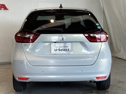 購入後も自社指定整備工場完備でお客様の愛車をしっかりサポート致します！御納車時には安全かつ安心してお乗り頂けるようホンダ専門知識を持つ整備スタッフが点検・整備・装備も説明をしてお渡ししております。