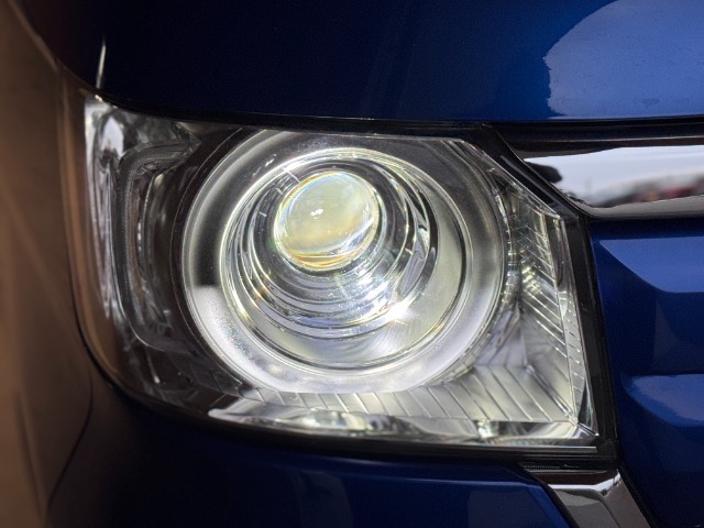 【LEDヘッドライト】を装着します◎純正ハロゲンヘッドライトよりも2倍も明るい明るさで暗い夜道を照らしてくれます♪