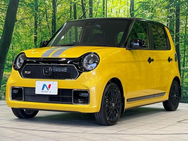 高透明度のガラス皮膜で撥水はもちろん、上質なツヤ・光沢を実現。紫外線や酸性雨から大切な愛車を保護し、色あせ・劣化を防止。「弾スプラッシュコート」、「弾プリミッサコート」からお選びいただけます。