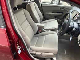 「この車の写真をもっと見たい」「状態が気になる」「この装備はついている？」どんな小さな疑問でもお気軽にお問い合わせください！