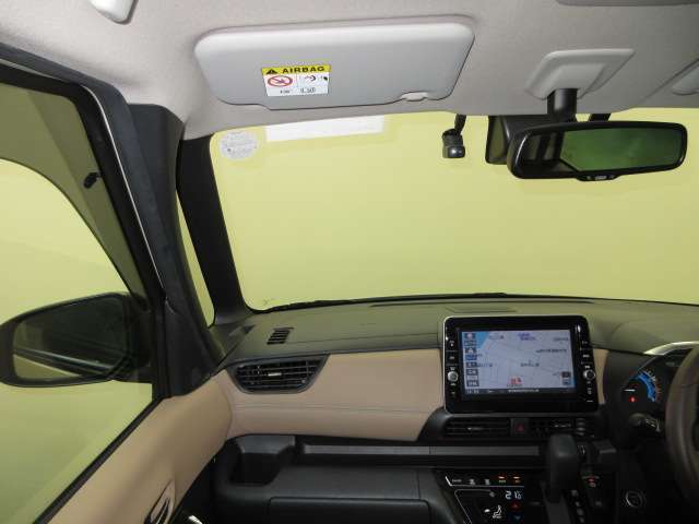 明るく伸びやかな空間・全方位で視野が広く、気持ちが良く運転もしやすい♪