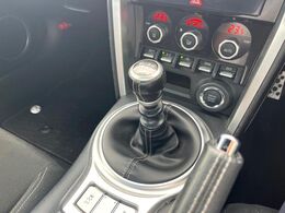 【フロア6速MT】走りの6速MT！！スポーティーな走行をお楽しみいただけます♪