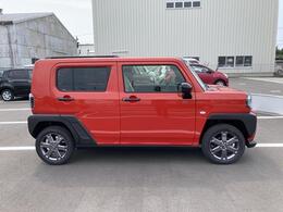 静岡ダイハツの中古車は、展示前に徹底した洗車や室内清掃を実施しております。