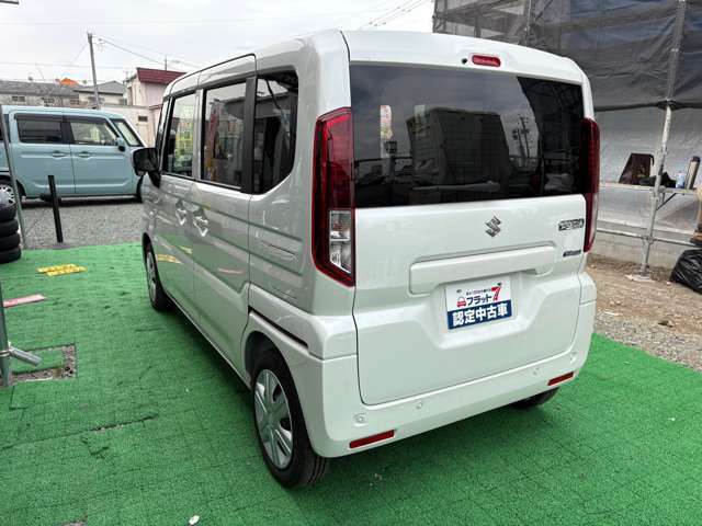当社の自動車販売サービスは、全車種・全メーカー対応していますので、車屋さんを何件もまわるお手間をかけさせません。たくさんの選択肢の中で比較しながら、お客様のご要望、条件にあう一台を一緒に探します。