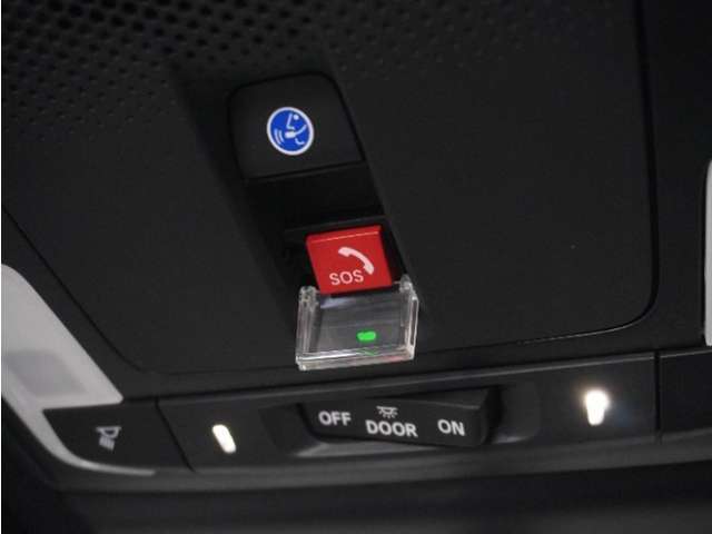 新世代コネクテッド技術「Honda CONNECT」搭載。緊急時にオペレーターのサポートを受けることも可能です。