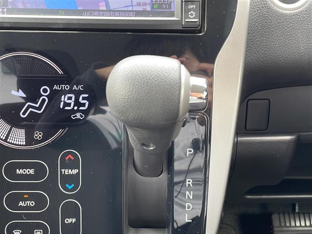 【　シフト　】スムーズなシフトチェンジで快適にお車を操縦していただけます！