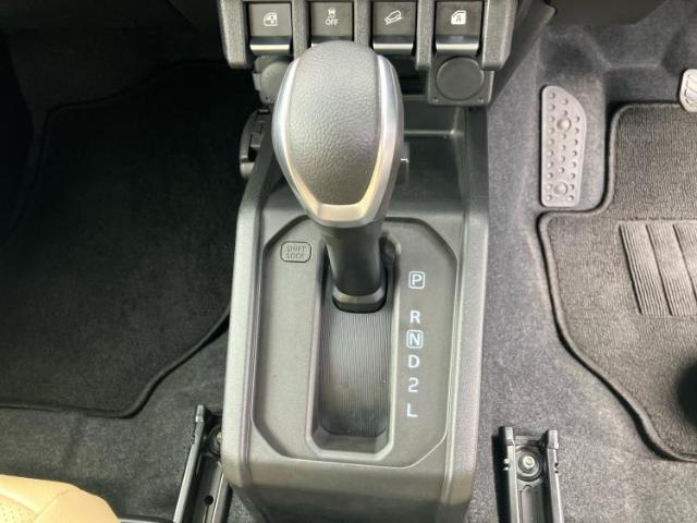 お車に合わせて無料保証以外にも、保証範囲、期間、距離を拡充させた有料保証もご用意しております！中古車の購入が初めてで不安・・・というお客様もご安心ください！