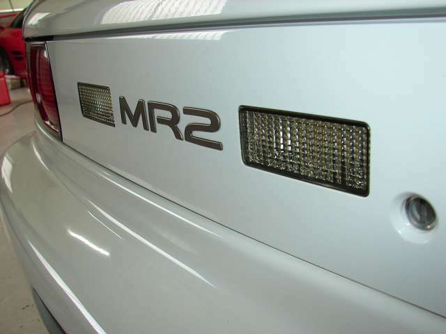 リヤネームプレートのMR2も健在！美しく輝いております。