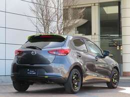 ☆マシーングレープレミアムメタリックのMAZDA2☆