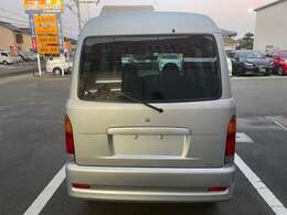 お客様に安心して乗っていただく為に、弊社指定工場にて整備をしてのお渡しとなります。