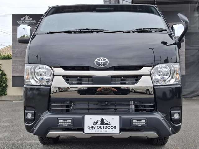4WD/寒冷地仕様/両側パワースライドドア/BIG-Xナビ/パノラミックビューモニター/デジタルインナーミラー/ETC/社外16inアルミ/ベッドキット/TRDエアロ/TRDマッドフラップ