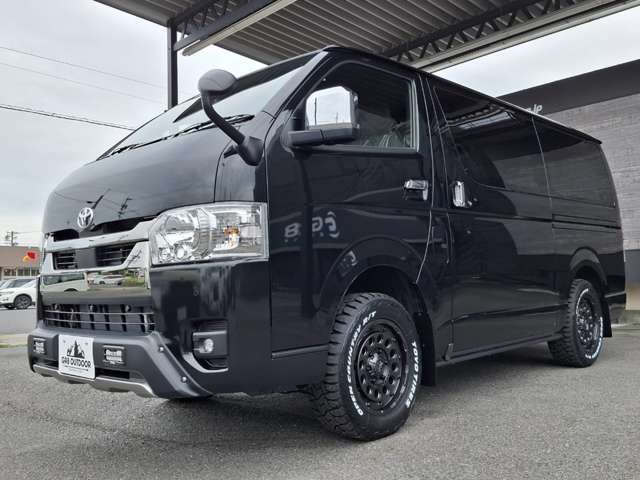 4WD/寒冷地仕様/両側パワースライドドア/BIG-Xナビ/パノラミックビューモニター/デジタルインナーミラー/ETC/社外16inアルミ/ベッドキット/TRDエアロ/TRDマッドフラップ