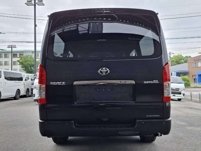 4WD/寒冷地仕様/両側パワースライドドア/BIG-Xナビ/パノラミックビューモニター/デジタルインナーミラー/ETC/社外16inアルミ/ベッドキット/TRDエアロ/TRDマッドフラップ