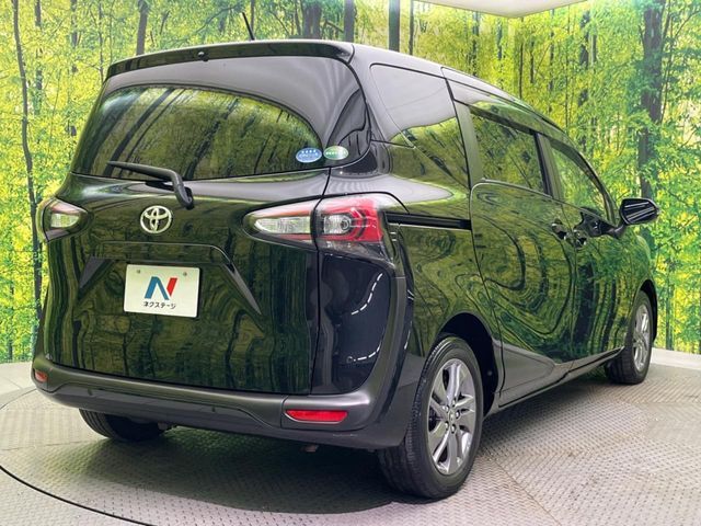 ☆全国のネクステージからお取り寄せが可能※！遠方の店舗に展示してあるクルマが気になる場合も、最寄りの店舗でご覧いただくことが可能です！是非私たちに要望をお聞かせください！※別途費用