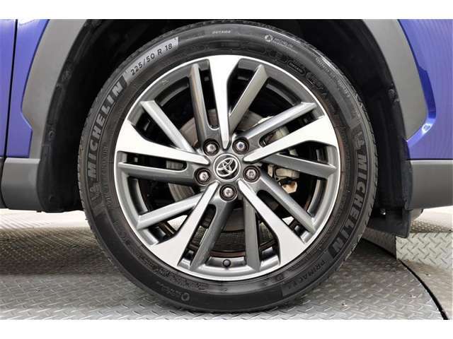 225/50R18