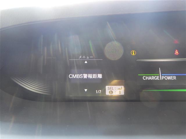 【スピードメーター】メーターがシンプルで見やすく運転しやすいですね！