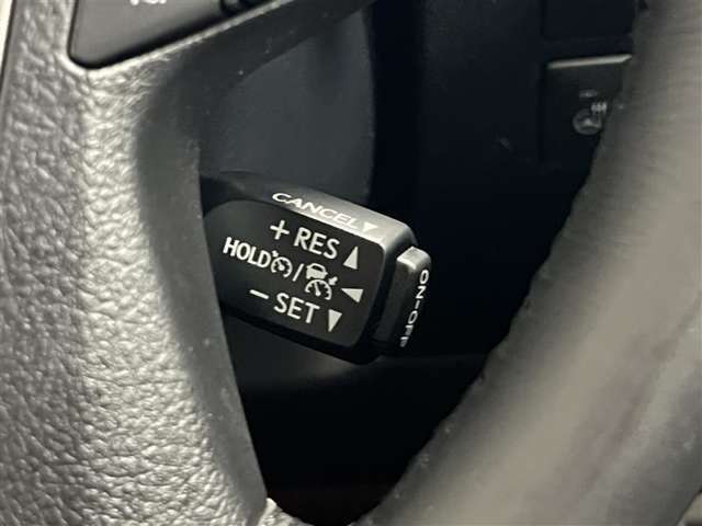 ACC（アダプティブクルーズコントロール）！一定した速度と車間距離を維持しながら走行することが出来ます！