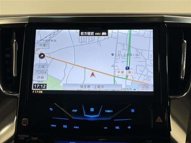 カロッツエリア製AVIC-CE902VE！車種専用設計ナビ！フルセグTVやBTオーディオ、CD、DVD再生、SD、USBとHDMIの接続ケーブルがグローブボックス内にあります！