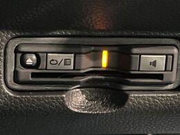 【ETC】高速道路の料金所をストレスなく通過！話題のスポットやサービスエリアに多い「スマートIC」利用時は必須のアイテムです。当店でセットアップを実施、ご納車当日からすぐにご利用いただけます！