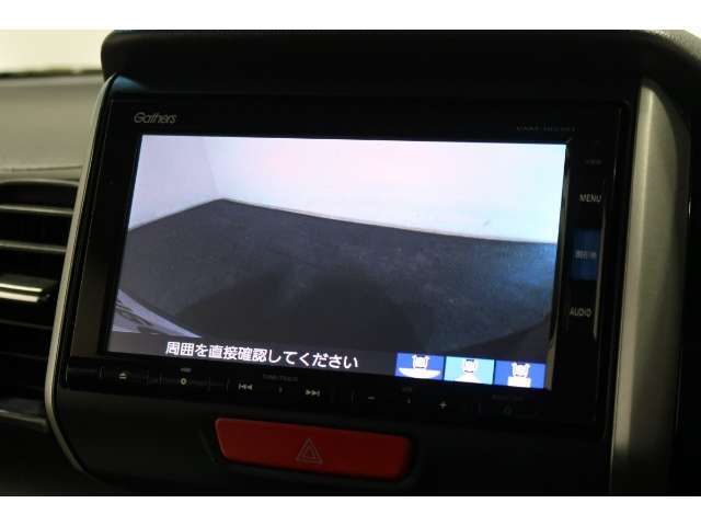 ◆◆バックカメラの画像です。車庫入れの安心感がアップしますね☆