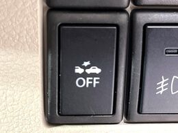 【スズキ　レーダーブレーキサポート】走行中に前方の車両等を認識し、衝突しそうな時は警報とブレーキで衝突回避と被害軽減をアシスト。より安全にドライブをお楽しみいただけます。