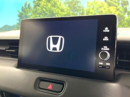 【9インチ　ホンダコネクトディスプレイ】視認性の高い大画面ディスプレイでナビの使用や、お持ちのスマートフォンと連携したbluetoothでの音楽再生が可能です♪