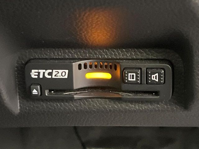 【ETC】高速道路の料金所をストレスなく通過！話題のスポットやサービスエリアに多い「スマートIC」利用時は必須のアイテムです。当店でセットアップを実施、ご納車当日からすぐにご利用いただけます！c