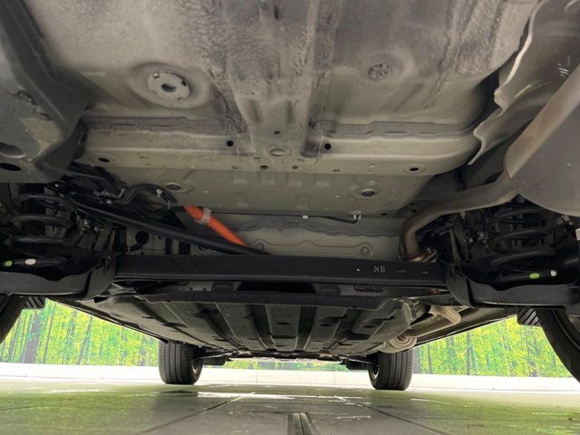 下回りがきれいなうちに、防錆加工の施工がオススメ。降雪地域はもちろん、沿岸部にお住いの方や、趣味でマリン・ウィンタースポーツをされる方に大変好評いただいております。