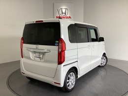 【Honda認定中古車 U-Select】　は3つの安心をお約束します。　1　Hondaのプロが整備した安心。 2　第三者機関がチェックした安心。　3　購入後もHondaが保証する安心。
