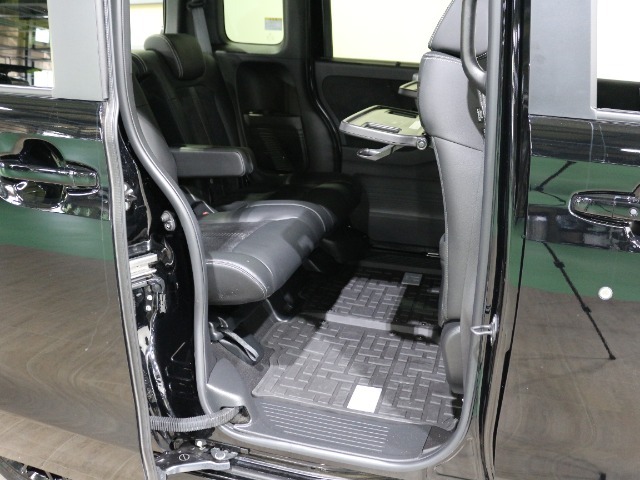 後部座席です。