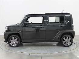 内外装に加えエンジンルームを徹底クリーニングする「まるまるクリーニング」を実施済み！