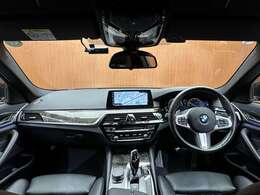 BMW、メルセデス、アウディといったドイツのプレミアムブランド中心とした、各種輸入車ブランドを同時に較べることができます。